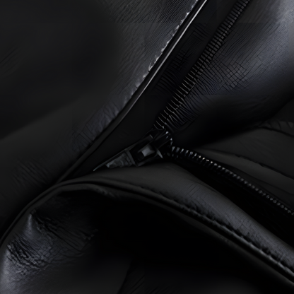 pantalon taille haute similicuir femme, porté