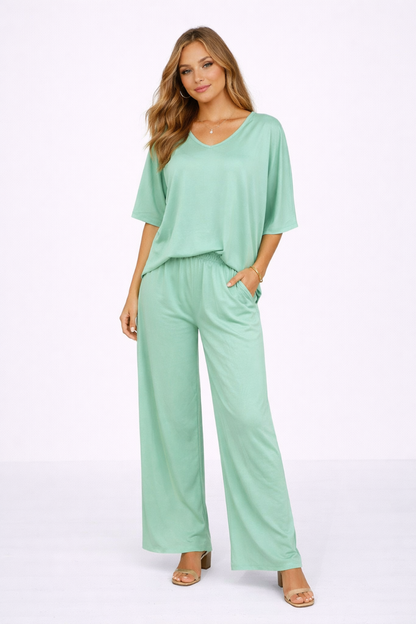Ensemble Femme 2 Pièces Haut Col V & Pantalon Large Fluide – Tenue Élégante | Invitée de Mariage