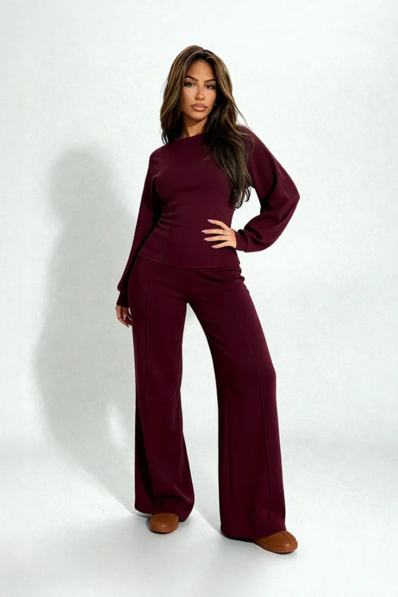 Ensemble Femme Élégant – Haut Ajusté à Manches Longues et Pantalon Large