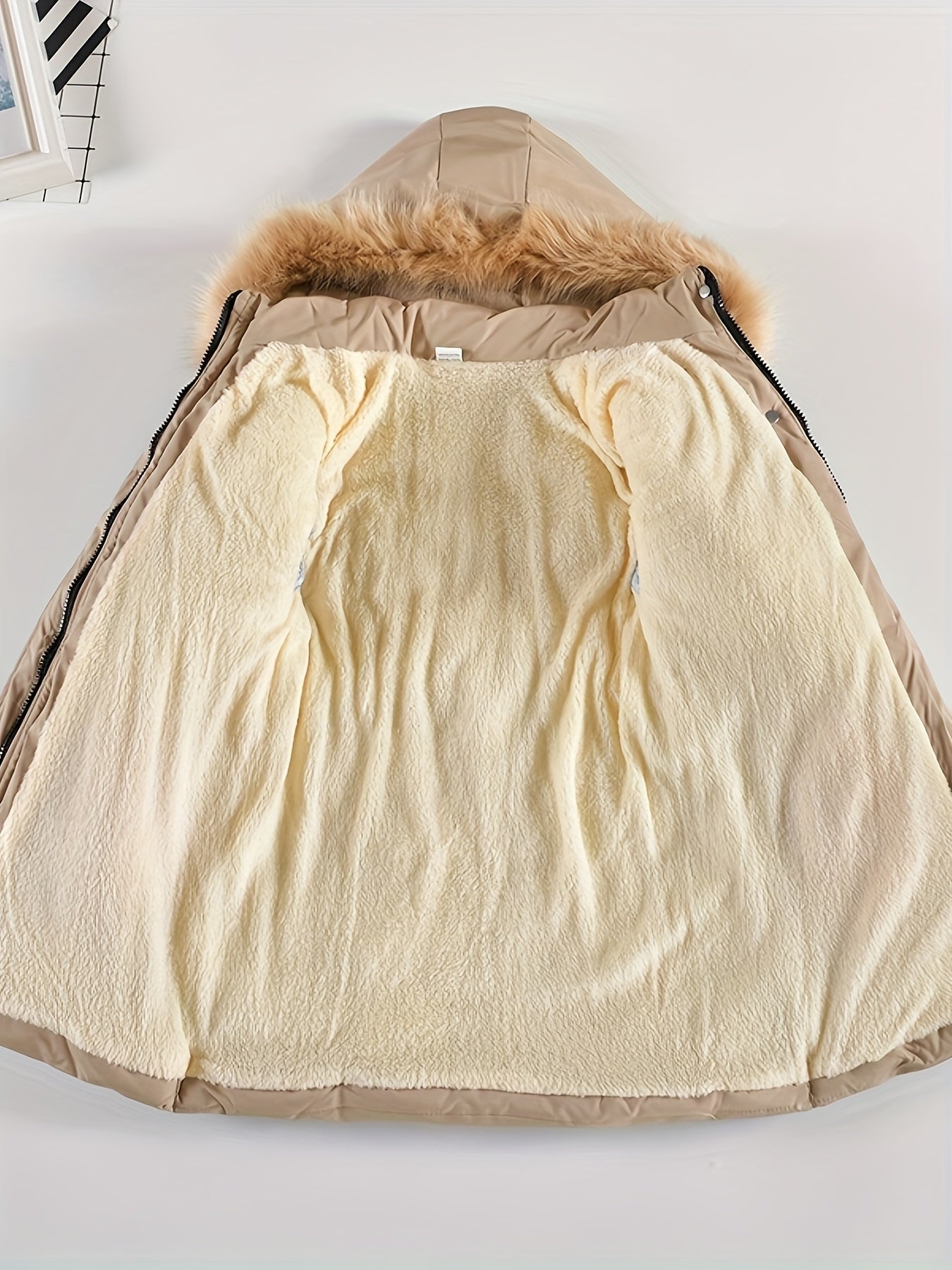 Doudoune fille - détail ceinture