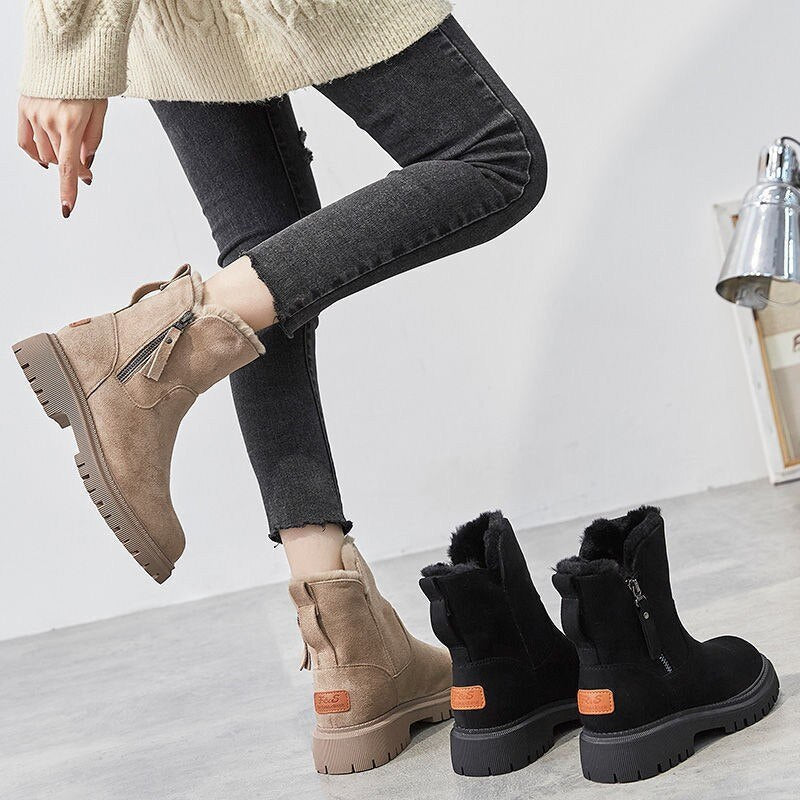 bottines fourrées femme, vue de profil