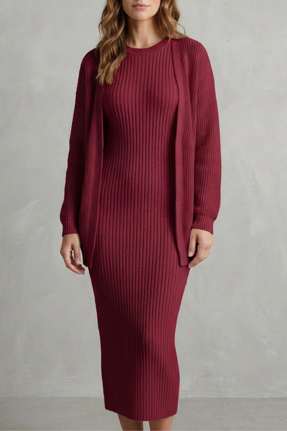 Ensemble robe pull maille côtelée rouge brique, vue de face, avec cardigan