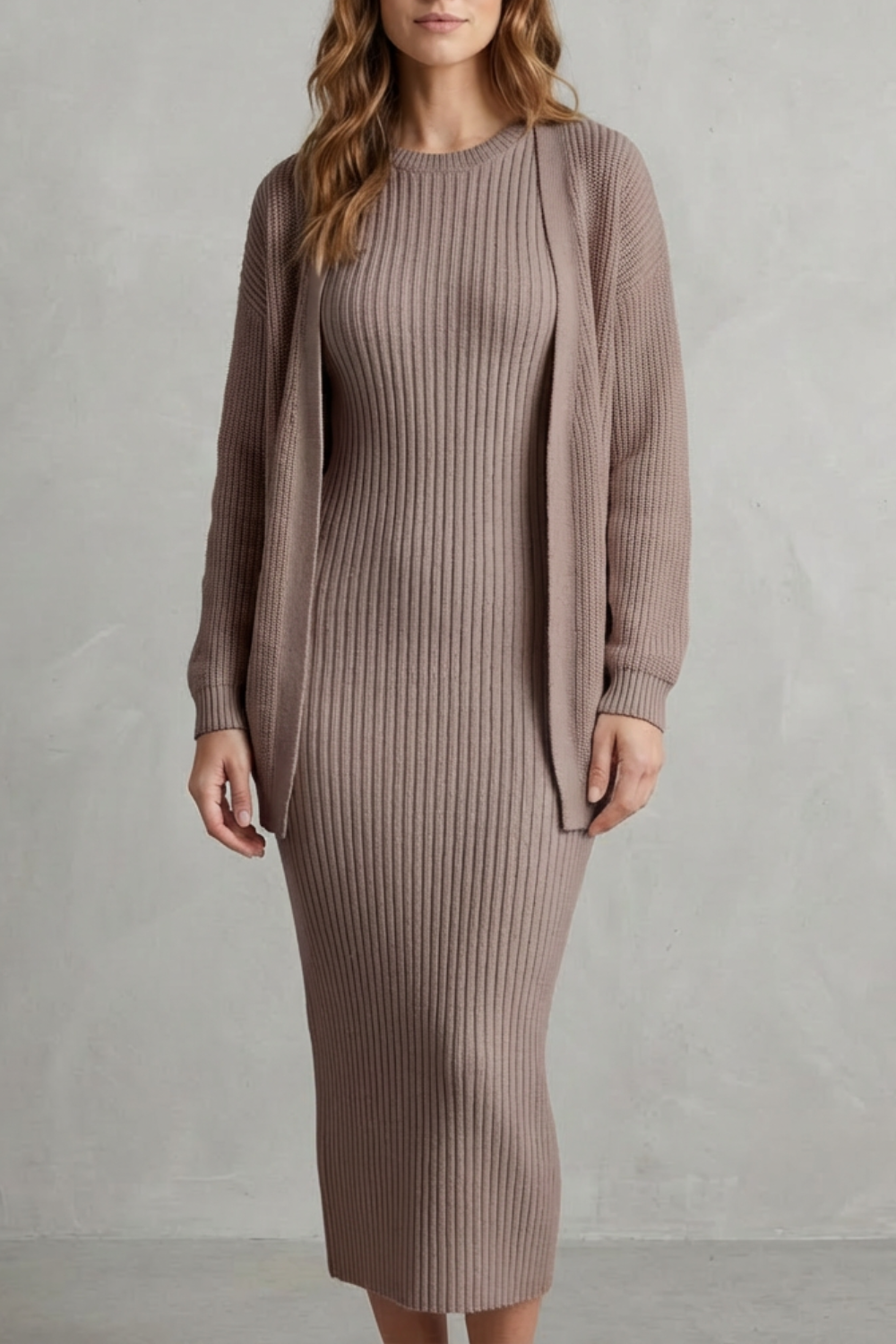 Ensemble robe pull maille côtelée lotus, vue de face, avec cardigan