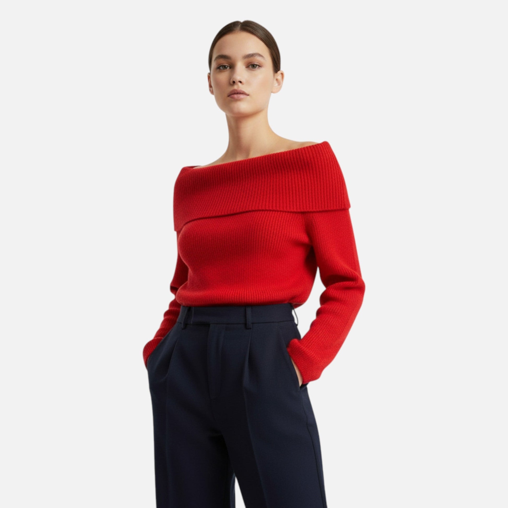 pull femme épaules dénudées, porté en situation