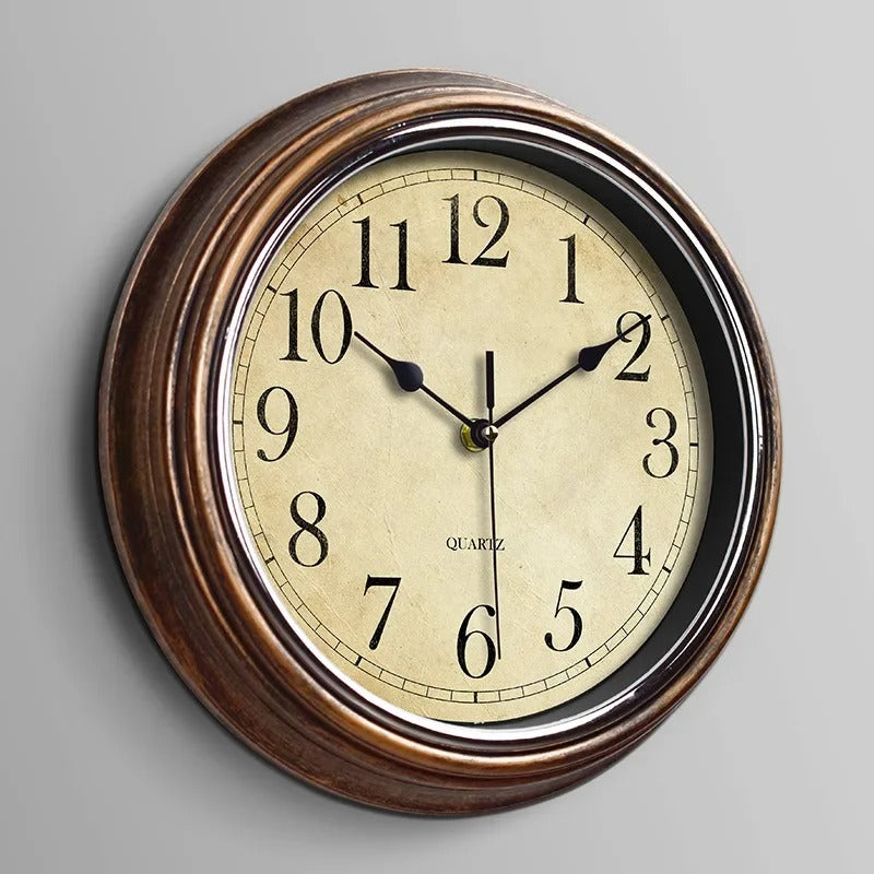 Horloge murale en bois – détail cadran