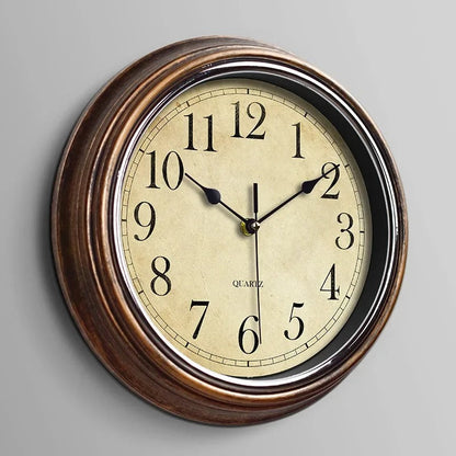 Horloge murale en bois – détail cadran