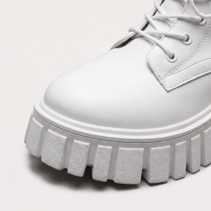 Bottines combat blanches, détail semelle plateforme