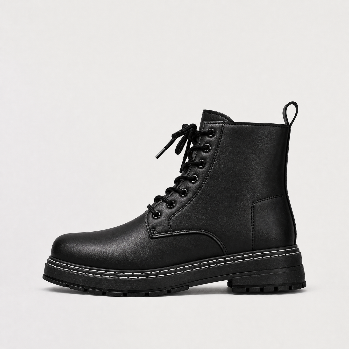 Bottes de randonnée montées noires homme, vue de face