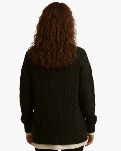 Pull femme maille torsadée – détail manches longues