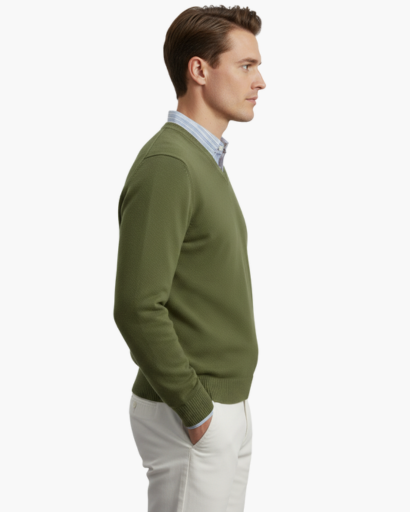 Pull à Col V pour Homme | Élégance Classique et Confort Quotidien