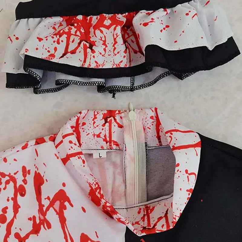Détail du col et de la fermeture du costume clown effrayant