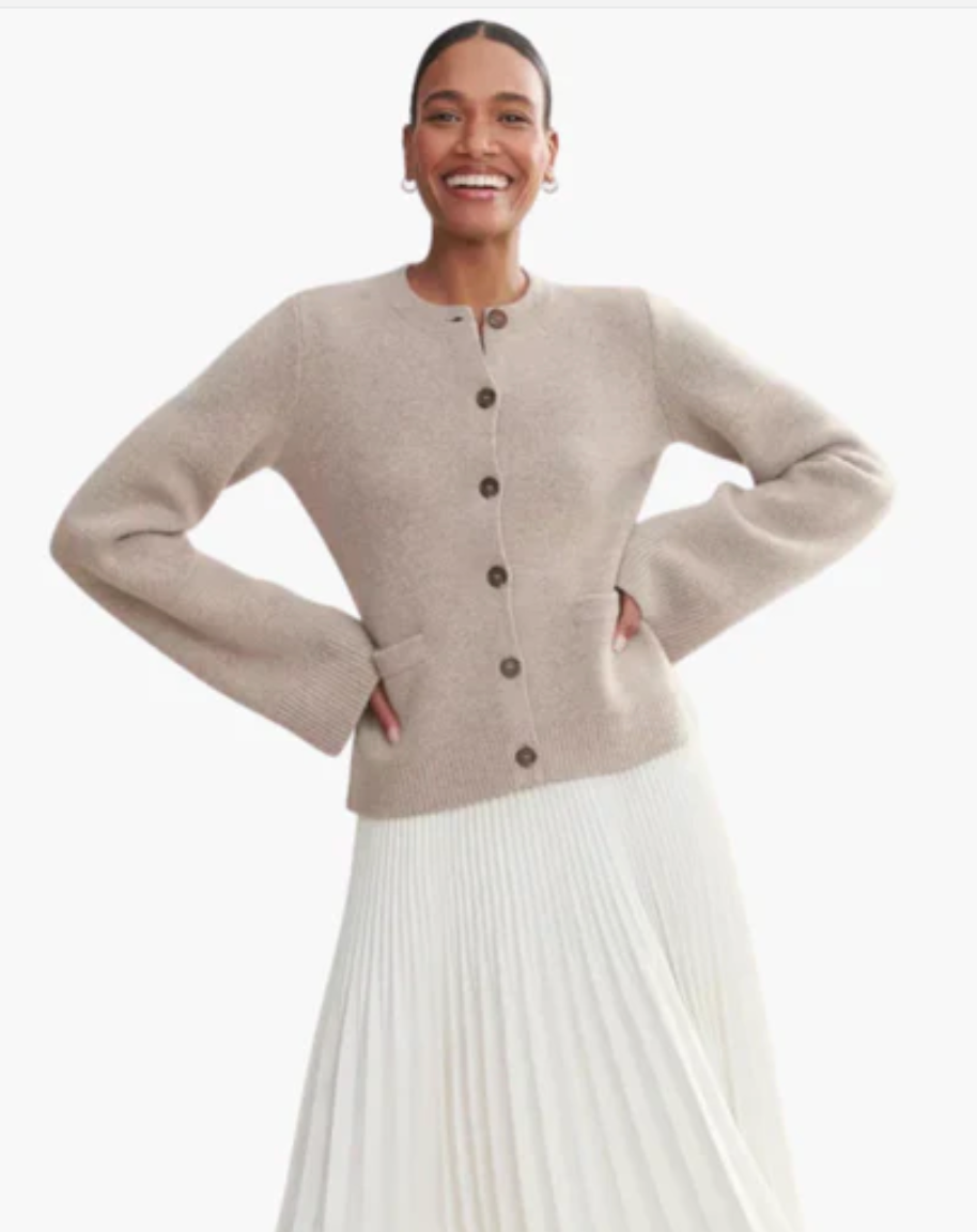 Cardigan Femme Col Rond Boutons Style Classique – Confort & Élégance Moderne | Automne Hiver