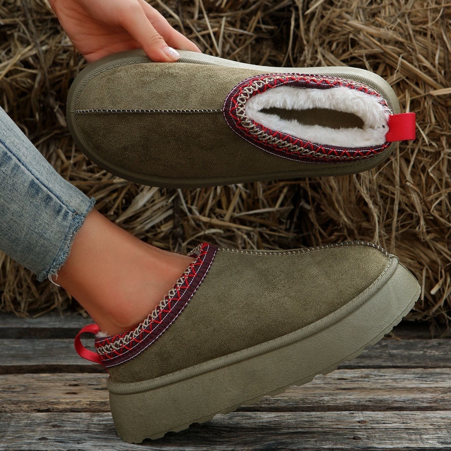 Bottines femme aspect daim vert