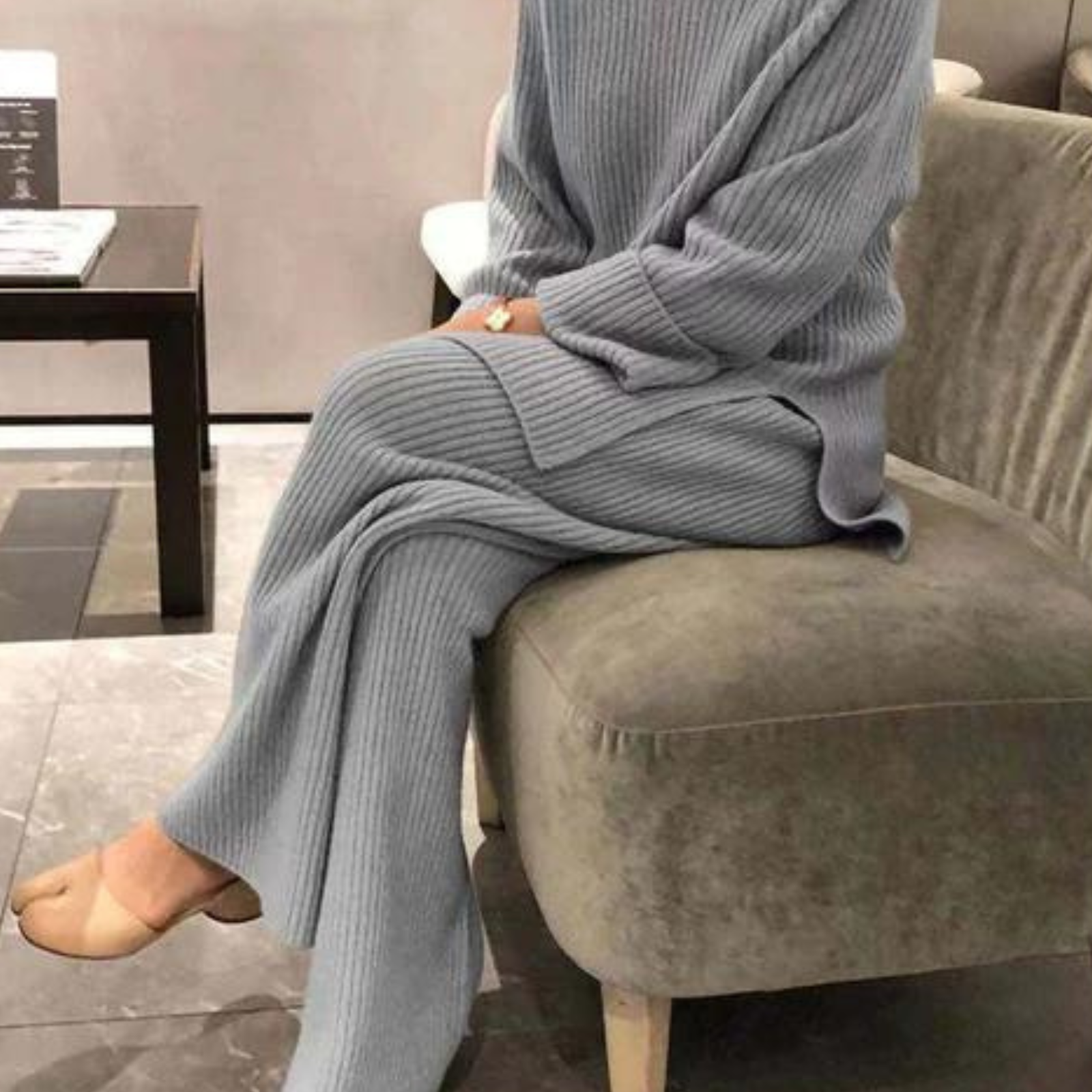 ensemble maille femme pull et pantalon, coloris gris