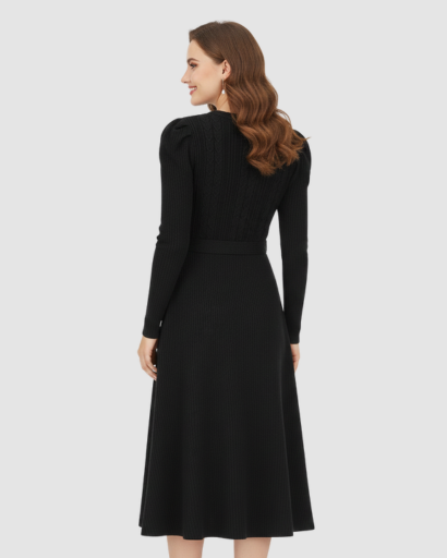 Robe midi en maille avec ceinture et manches longues pour femme