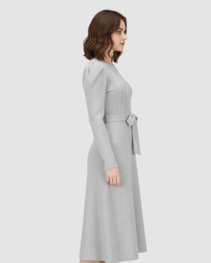 Robe midi en maille avec ceinture et manches longues pour femme