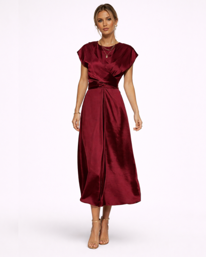 Robe Longue Satinée à Taille Nouée et Coupe Croisée Élégante