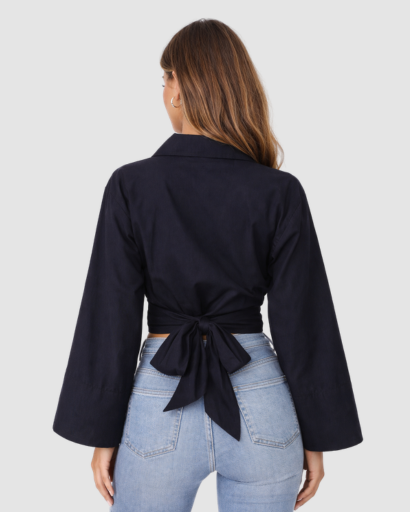 Blouse cache-cœur femme à nouer coupe courte avec manches longues évasées