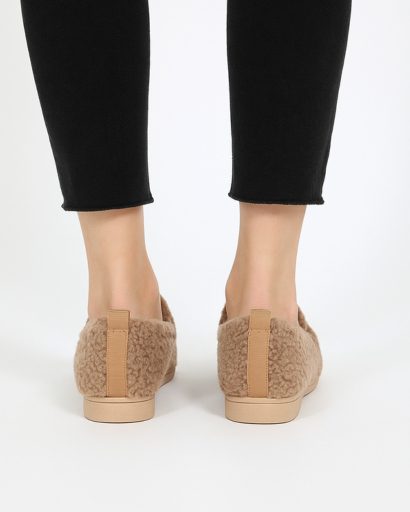 Mocassins Douillets en Laine Bouclée pour Femme