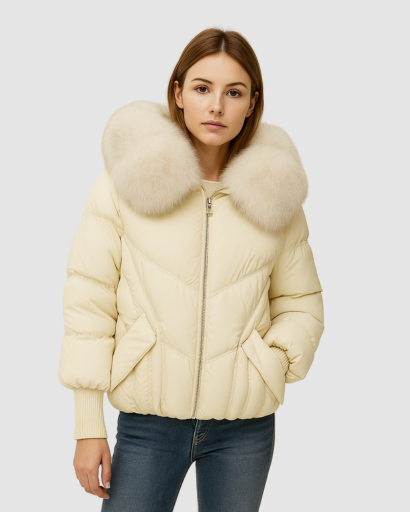 Veste Courte Femme avec Col en Fausse Fourrure – Élégance et Chaleur Hivernale