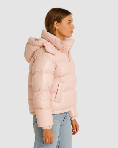 Doudoune Brillante Femme avec Capuche – Confort Hivernal et Style Moderne