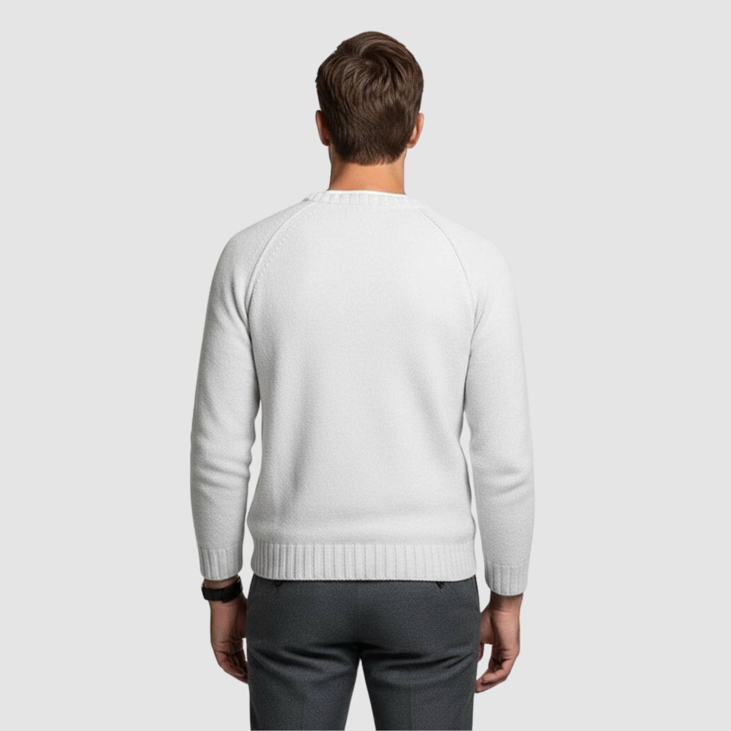 Pull Homme Classique à Col Rond – Maille Douce & Élégante