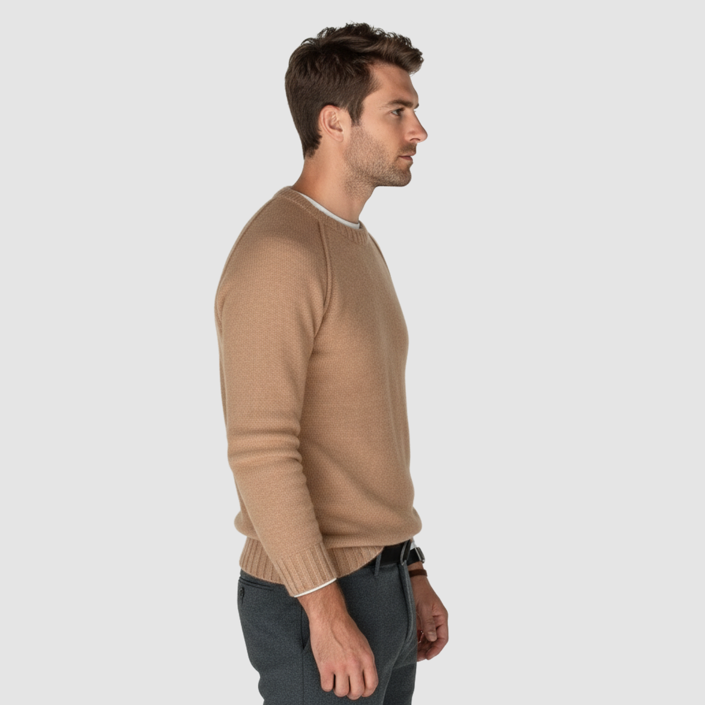 Pull Homme Classique à Col Rond – Maille Douce & Élégante