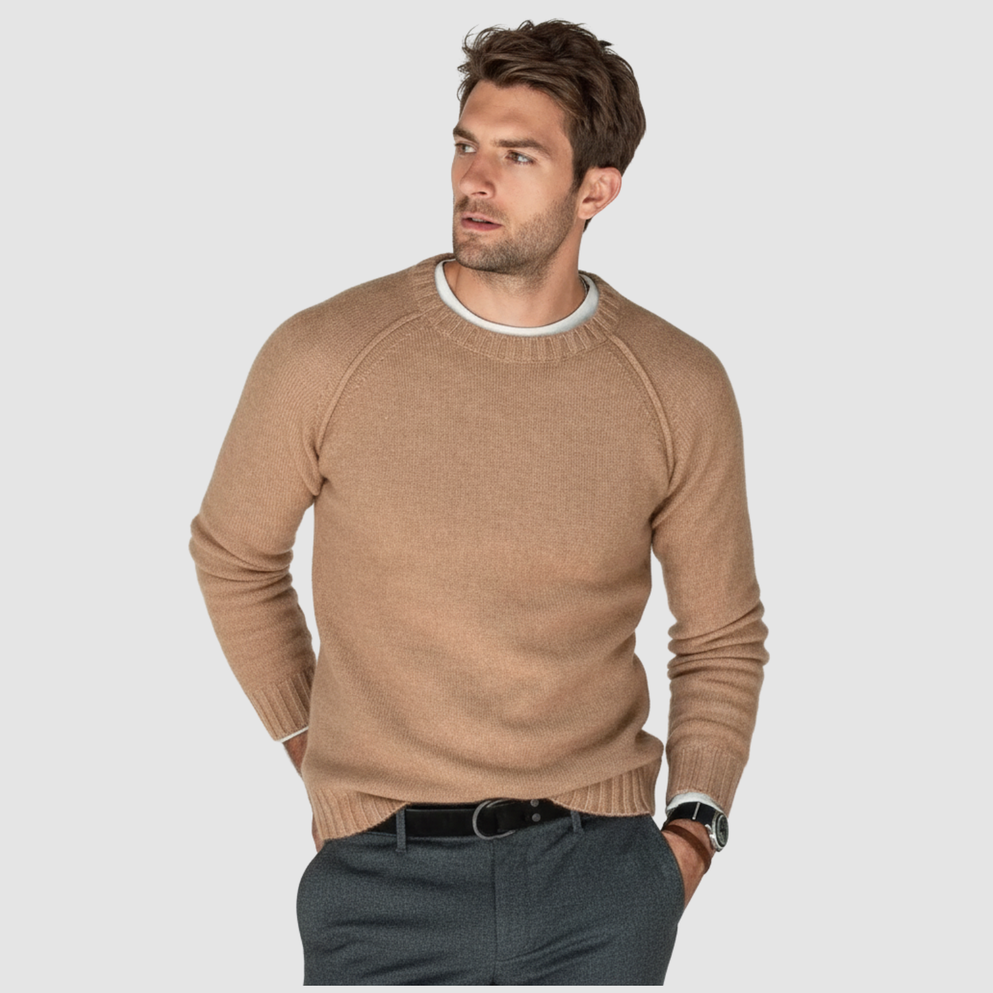 Pull Homme Classique à Col Rond – Maille Douce & Élégante