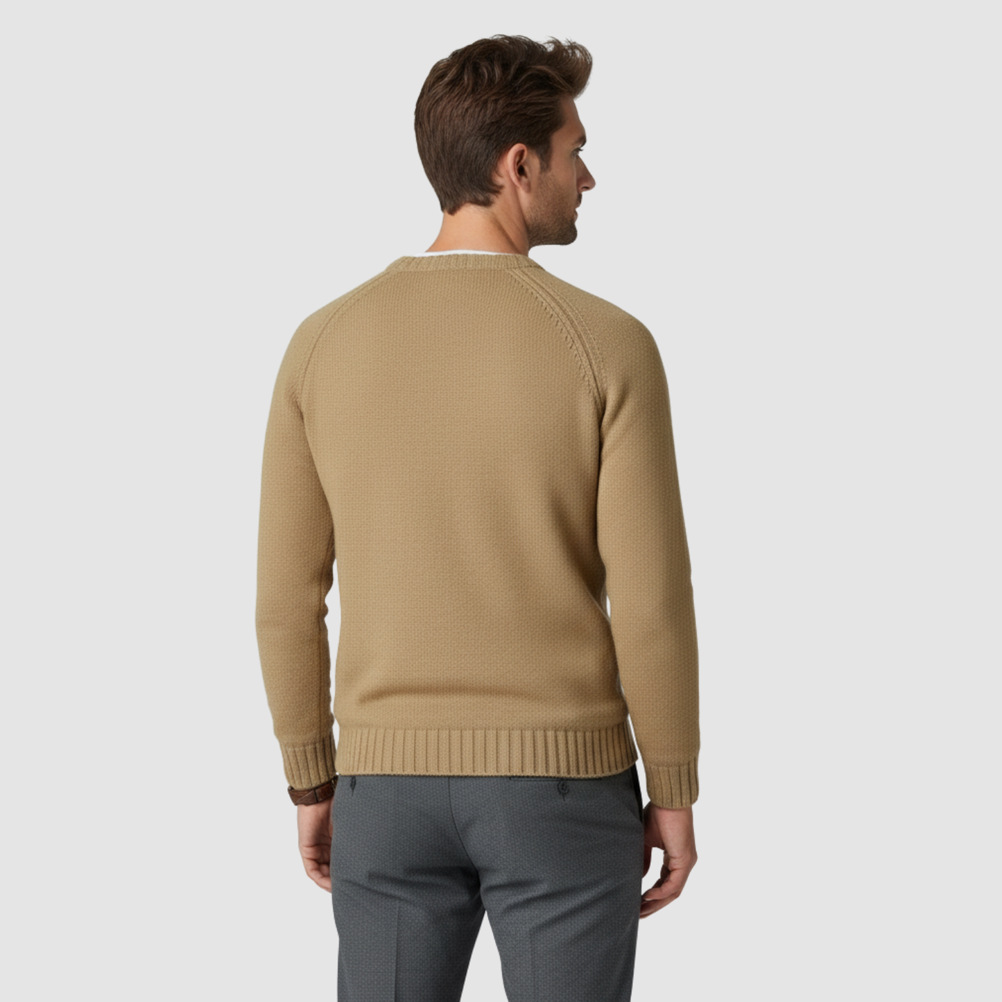 Pull Homme Classique à Col Rond – Maille Douce & Élégante