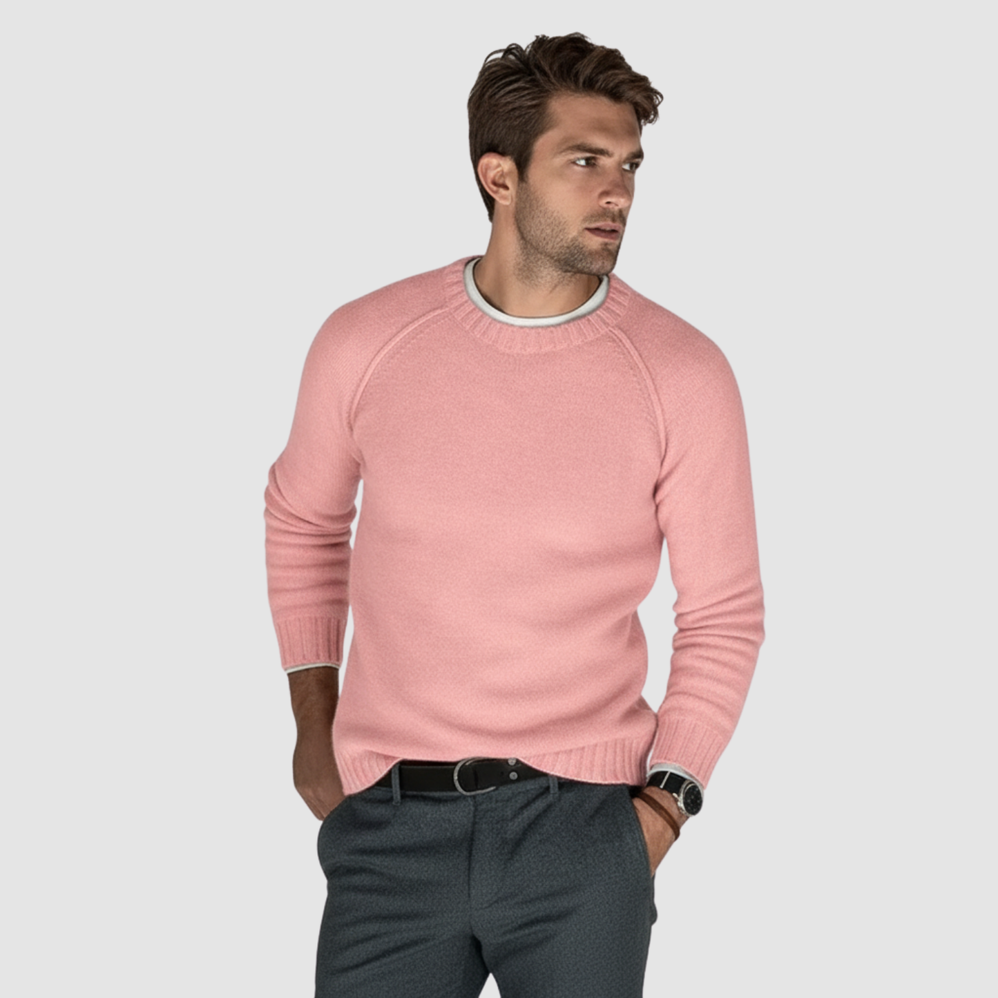 Pull Homme Classique à Col Rond – Maille Douce & Élégante
