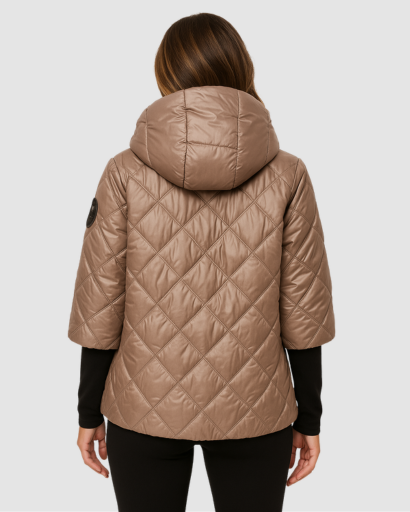 Doudoune Matelassée à Manches Courtes avec Capuche – Élégance Décontractée & Confort Hivernal