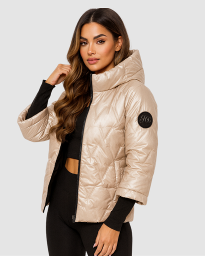 Doudoune Matelassée à Manches Courtes avec Capuche – Élégance Décontractée & Confort Hivernal