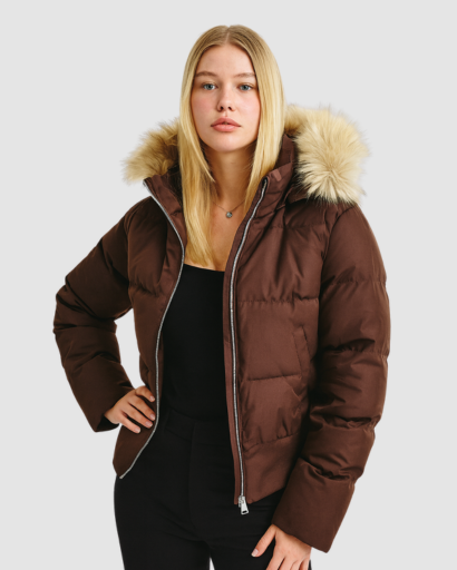 Veste d’Hiver Matelassée Femme – Capuche Amovible Bordée de Fourrure Synthétique