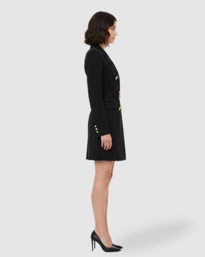 Robe Blazer Ajustée à Double Boutonnage avec Ceinture Logo — Chic & Élégant