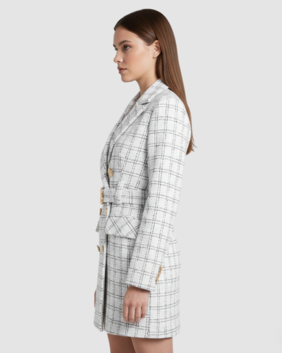 Robe Blazer Ajustée à Double Boutonnage avec Ceinture Logo — Chic & Élégant