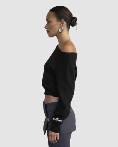 Pull en maille courte asymétrique à épaule dénudée et coupe cintrée