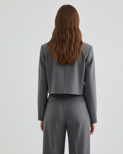 Ensemble Tailleur Cropped Veste à Poches Cargo et Pantalon à Pinces