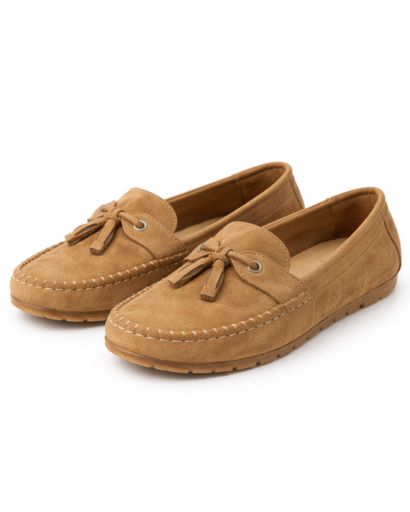 Mocassins femme style classique à pampilles avec couture apparente et semelle crantée