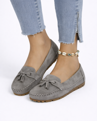 Mocassins femme style classique à pampilles avec couture apparente et semelle crantée