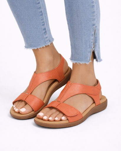 Sandales femme plates à bride centrale avec fermeture auto-agrippante et semelle ergonomique apparente