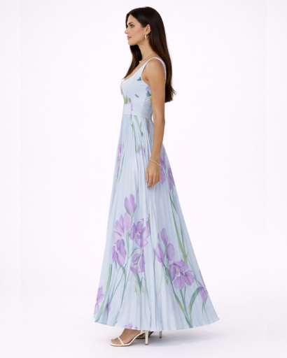 Robe longue fleurie plissée à bretelles larges