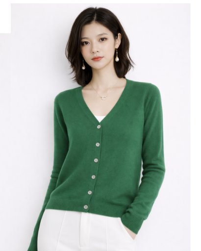 Cardigan femme cachemire col V bleu ciel, vue de face
