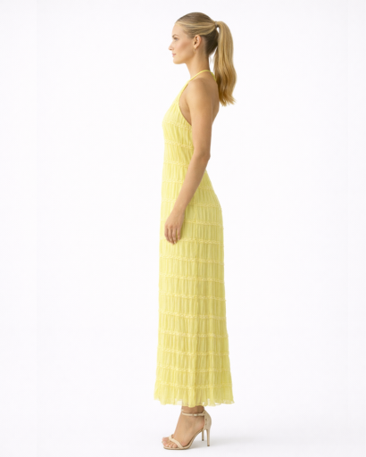 Robe longue ajustée col halter texturé