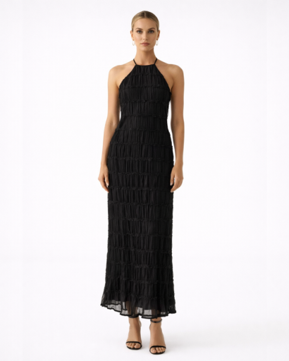 Robe longue ajustée col halter texturé
