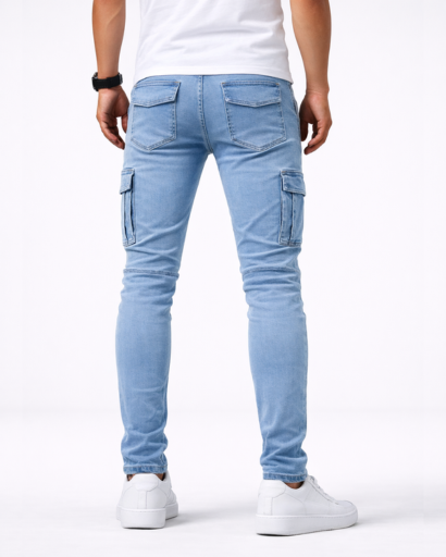 Jean cargo homme slim avec poches latérales et coupe ajustée
