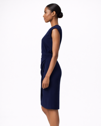 Robe midi ajustée sans manches avec détail drapé et ouverture goutte