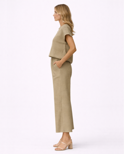 Ensemble femme top manches courtes et pantalon large texturé