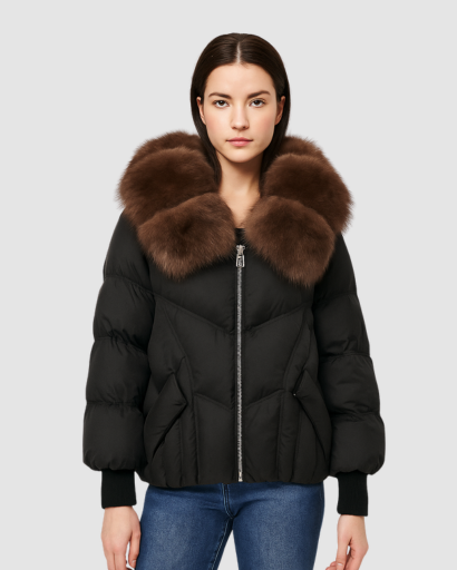 Veste Courte Femme avec Col en Fausse Fourrure – Élégance et Chaleur Hivernale