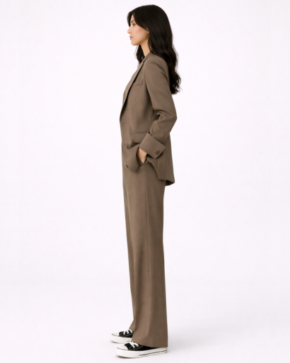 Ensemble Tailleur Femme Blazer Structuré & Pantalon Fluide – Bureau Chic | Invitée de Mariage & Élégance