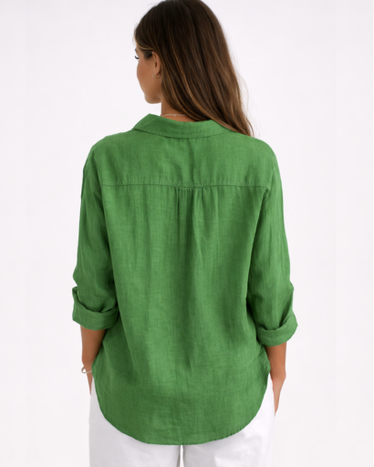 Chemise femme fluide à manches longues avec col classique et boutons